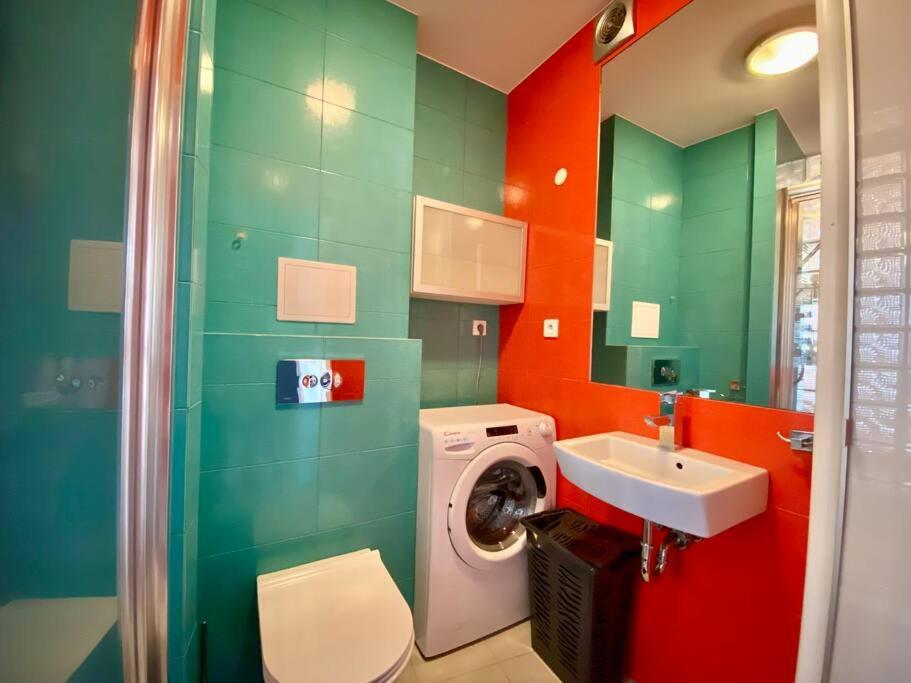 Appartamento Studio Muranow By Esteum Host Varsavia Esterno foto